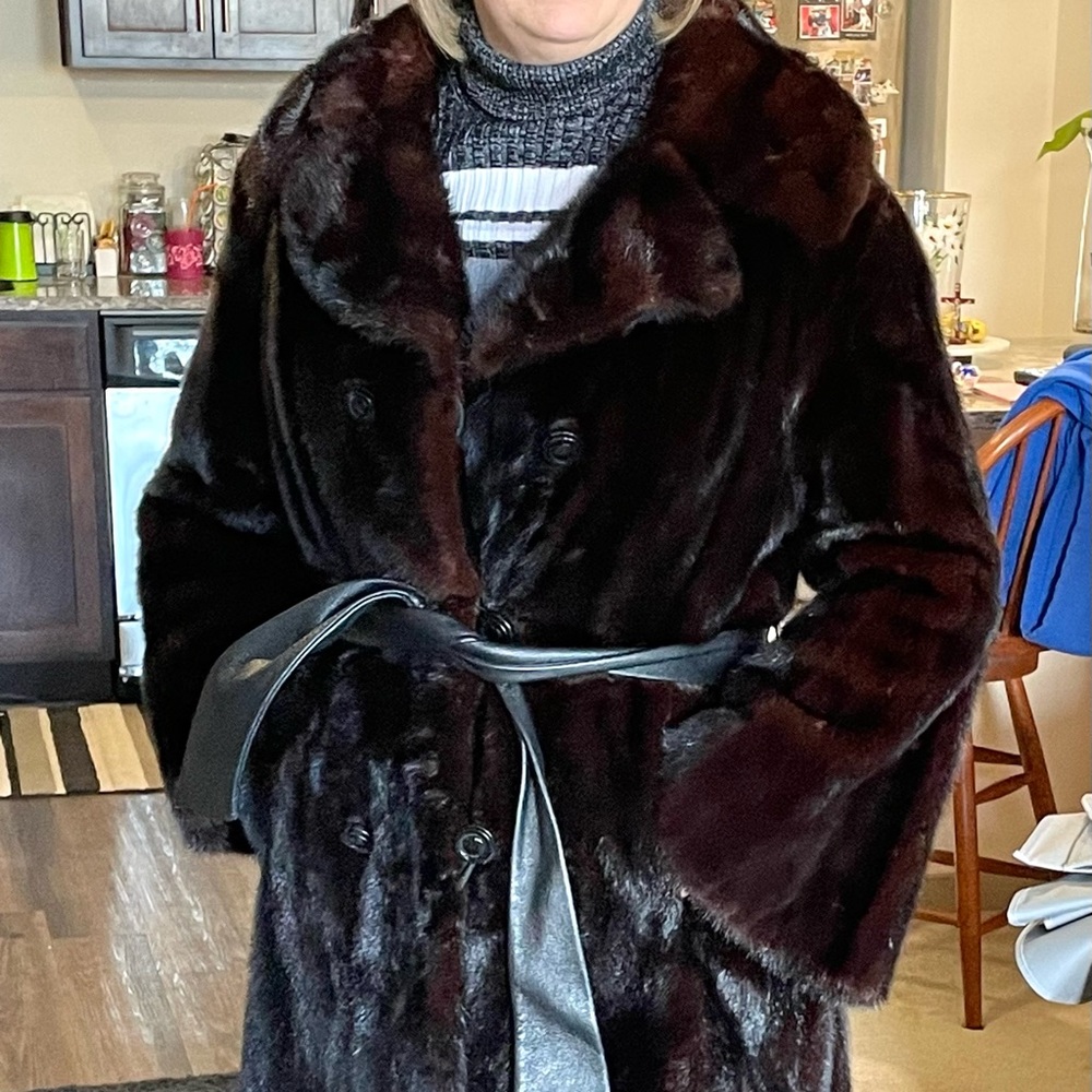 Emilio Gucci mink coat in perfect condition